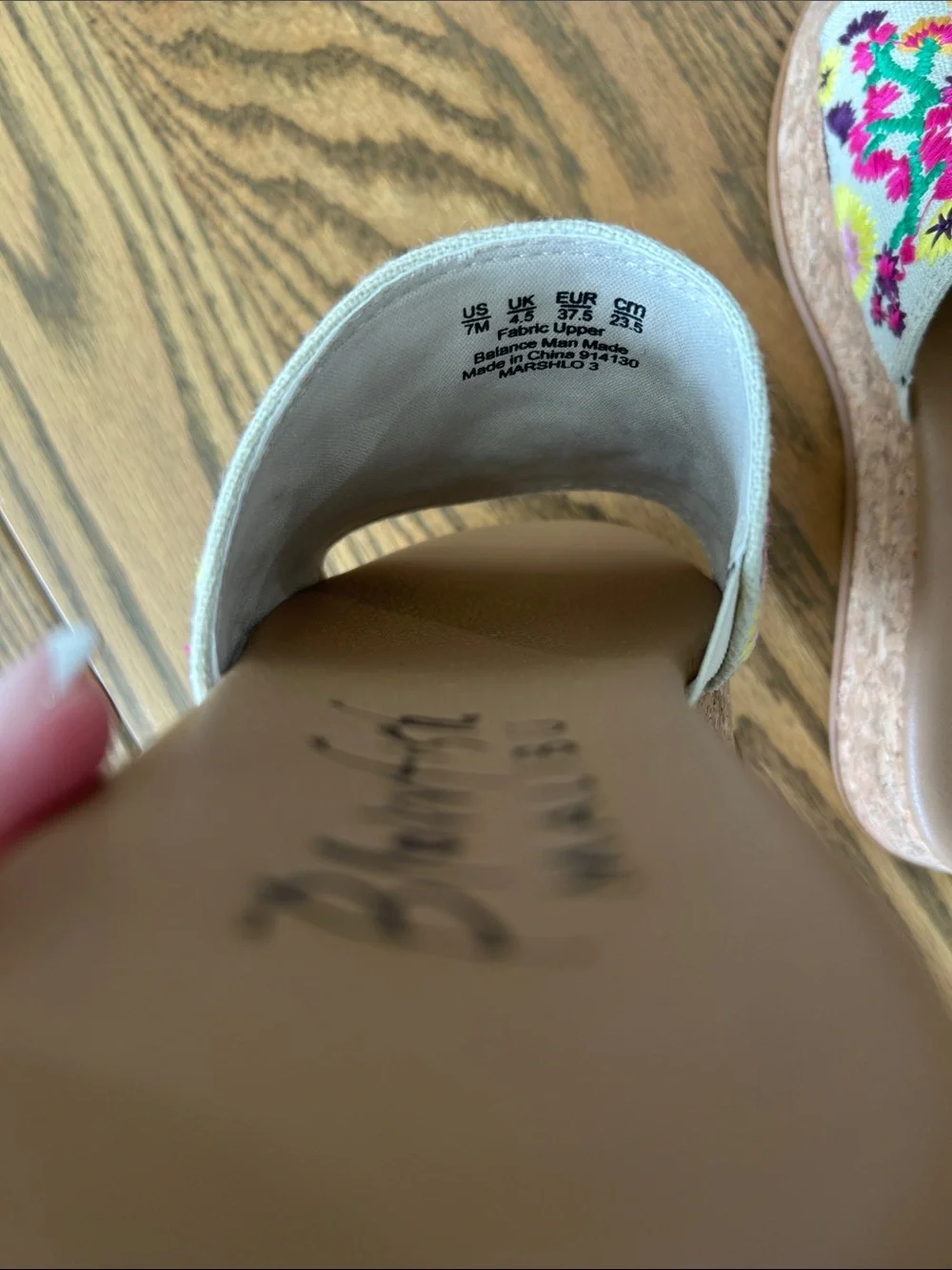 Blowfish Malibu Marshlo Wedge Embroidered Floral Platform Slide, size 7, NIB